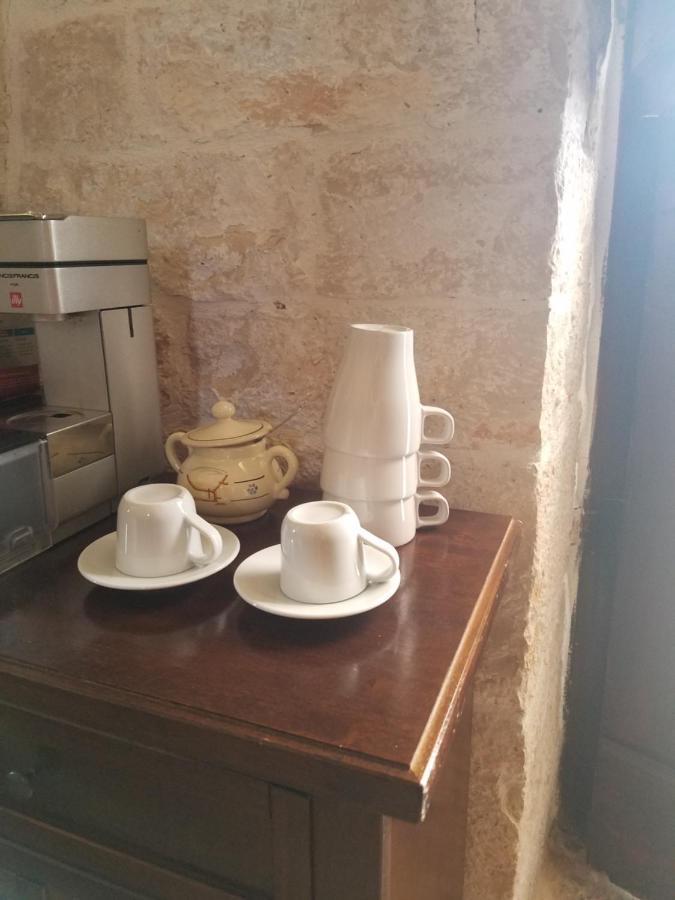 Antico Trullo Immerso Nella Campagna Alberobello Exterior foto