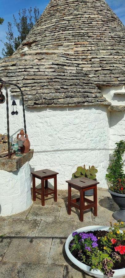 Antico Trullo Immerso Nella Campagna Alberobello Exterior foto